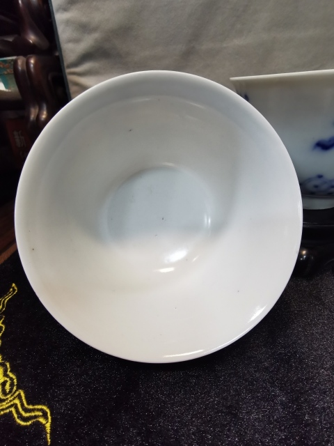 古玩陶瓷青花杯拍賣,當(dāng)前價格5000元