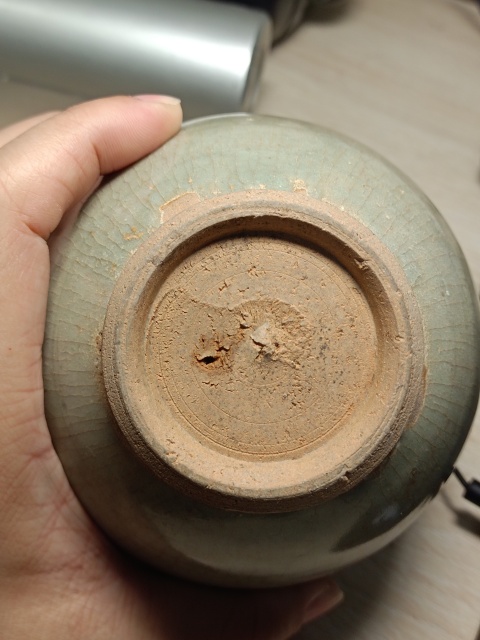古玩陶瓷龍泉青瓷折肩小蓋罐拍賣,當前價格3000元