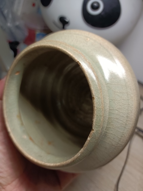 古玩陶瓷龍泉青瓷折肩小蓋罐拍賣,當前價格3000元