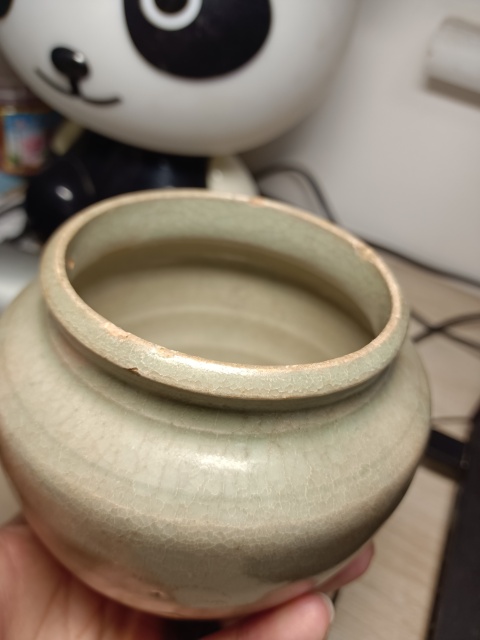 古玩陶瓷龍泉青瓷折肩小蓋罐拍賣,當前價格3000元