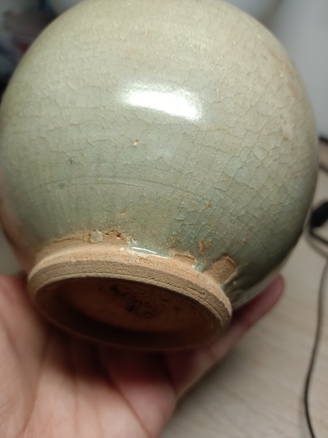 古玩陶瓷龍泉青瓷折肩小蓋罐拍賣,當前價格3000元