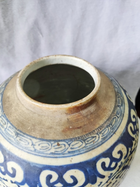 古玩陶瓷清中纏枝花卉紋青花罐拍賣,當前價格2688元