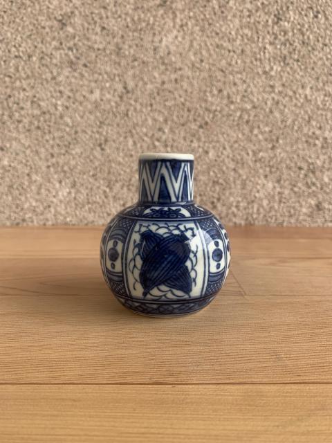 古玩陶瓷出口創匯青花瓶拍賣，當前價格220元