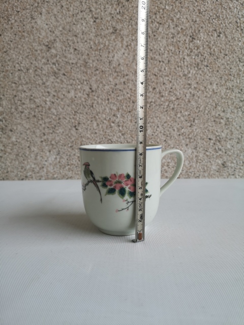 古玩陶瓷出口創(chuàng)匯期花鳥紋執(zhí)杯拍賣,當(dāng)前價(jià)格198元