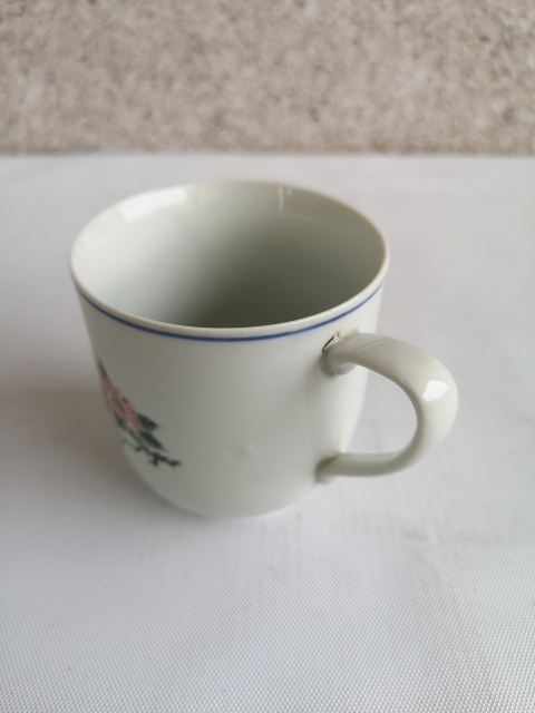 古玩陶瓷出口創(chuàng)匯期花鳥紋執(zhí)杯拍賣,當(dāng)前價(jià)格198元