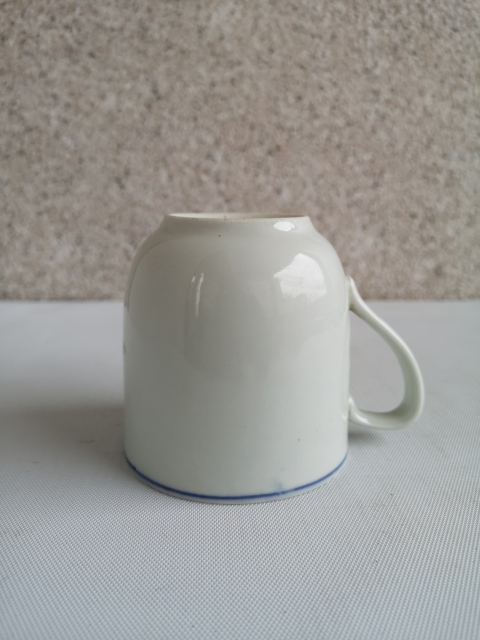 古玩陶瓷出口創(chuàng)匯期花鳥紋執(zhí)杯拍賣,當(dāng)前價(jià)格198元
