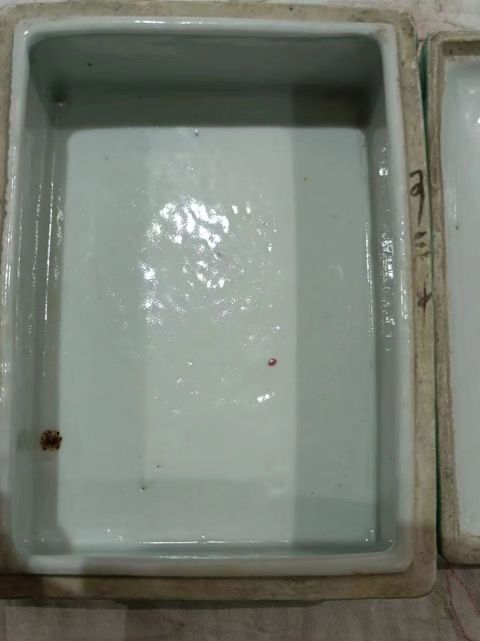 古玩陶瓷粉彩蓋盒拍賣，當前價格2222元