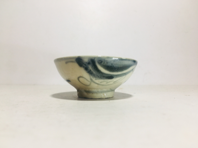 古玩陶瓷清代雍乾青花龍紋杯拍賣,當前價格299元