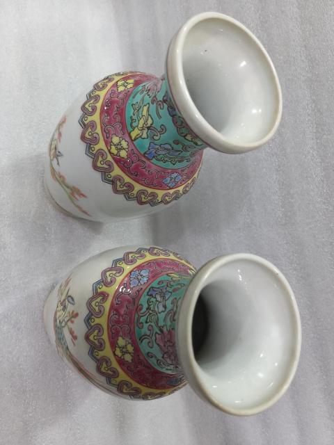 古玩陶瓷出口創(chuàng)匯期花鳥紋盤口瓶拍賣,當前價格450元