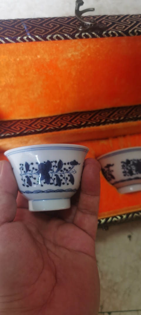 古玩陶瓷乾隆青花花卉紋茶杯一對拍賣，當前價格6800元