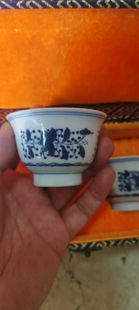 古玩陶瓷乾隆青花花卉紋茶杯一對拍賣，當前價格6800元