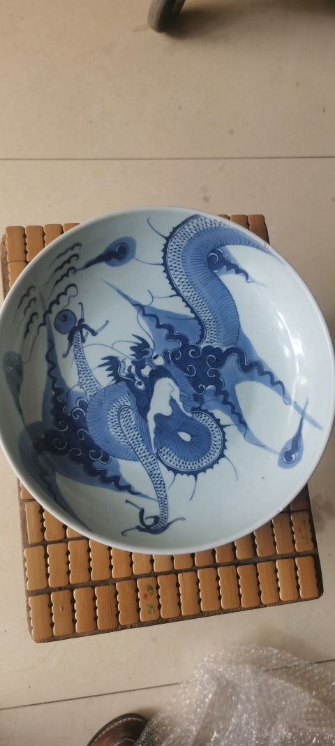 古玩陶瓷清乾隆青花過墻龍紋盤拍賣，當前價格8000元