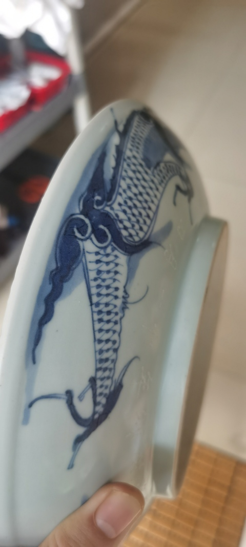 古玩陶瓷清乾隆青花過墻龍紋盤拍賣，當前價格8000元