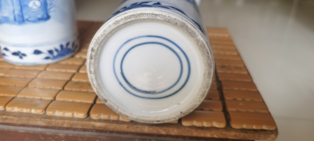 古玩陶瓷晚清花鳥紋青花花插拍賣,當前價格8000元