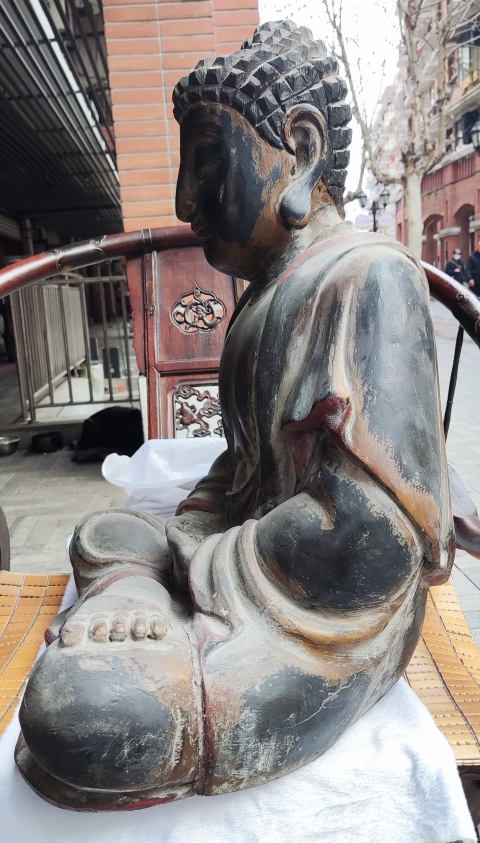 古玩雜項木雕漆金如來佛像拍賣，當前價格5688元