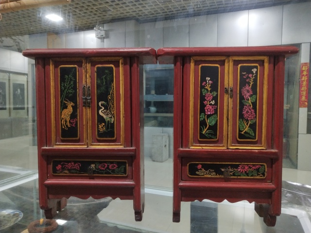 古玩雜項清代精美木雕佛龕一對拍賣,當前價格1288元