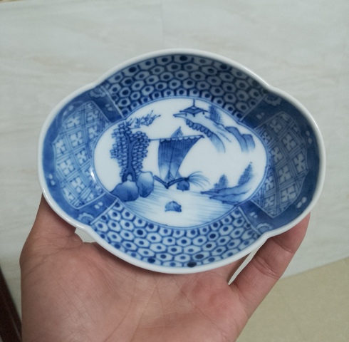 古玩陶瓷山水紋青花海棠盤拍賣,當前價格500元