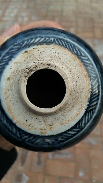 古玩陶瓷康熙青花留白梅花罐拍賣,當前價格3500元