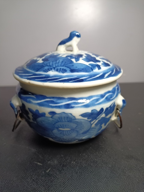 古玩陶瓷(虧出,不議價)清道咸細路青花花卉紋青花四系粥罐拍賣,當前價格3000元