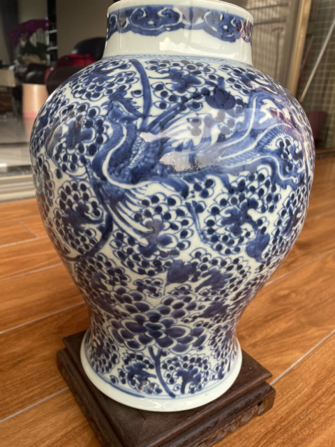 古玩陶瓷康熙鳳穿牡丹青花將軍罐拍賣，當(dāng)前價格60000元