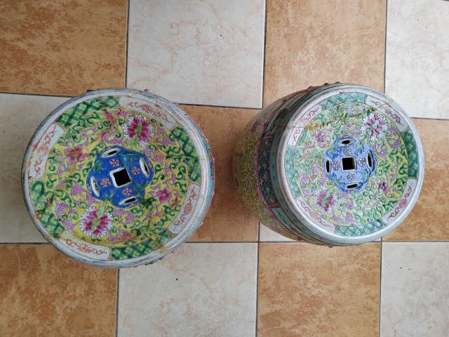 古玩陶瓷清末粉彩纏枝花卉繡墩拍賣，當前價格6000元