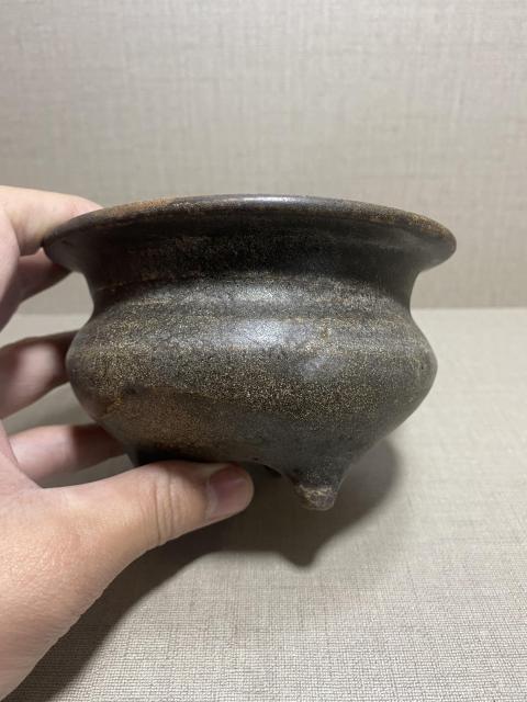 古玩陶瓷宋末元初褐釉三足香爐拍賣，當前價格5888元