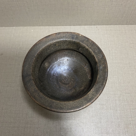 古玩陶瓷宋末元初褐釉三足香爐拍賣，當前價格5888元