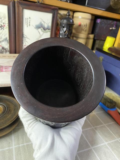 古玩雜項紅木雕人物詩文筆筒拍賣,當前價格2800元