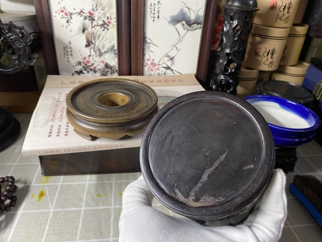 古玩雜項紅木雕人物詩文筆筒拍賣,當前價格2800元