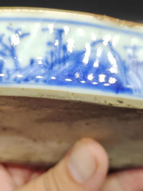 古玩陶瓷清早期青花山水紋橢圓盤拍賣,當前價格4200元