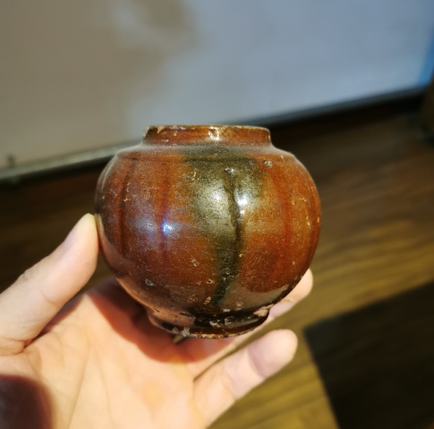 古玩陶瓷明代?褐釉瓜棱罐拍賣,當前價格666元