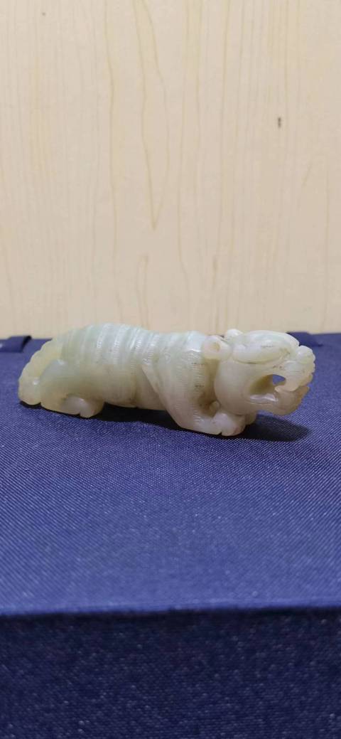 古玩玉器玉虎拍賣,當前價格800元