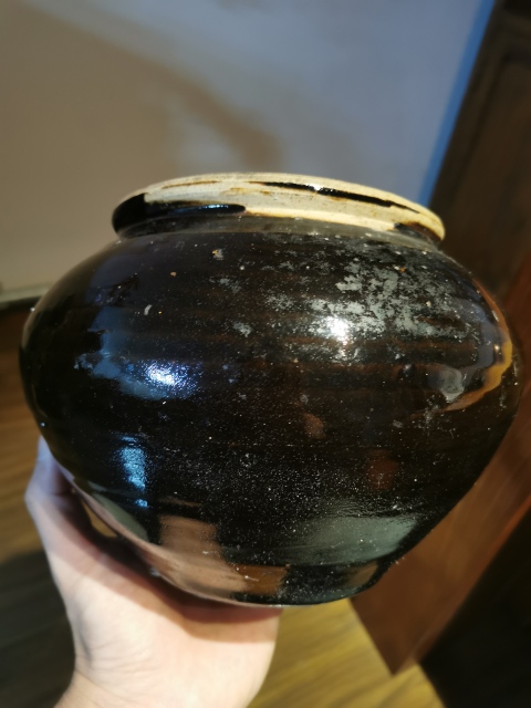 古玩陶瓷元代?磁州窯黑釉大罐拍賣，當(dāng)前價(jià)格1800元