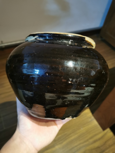 古玩陶瓷元代?磁州窯黑釉大罐拍賣，當(dāng)前價(jià)格1800元