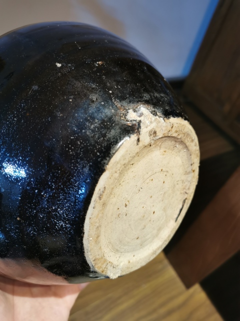 古玩陶瓷元代?磁州窯黑釉大罐拍賣，當(dāng)前價(jià)格1800元