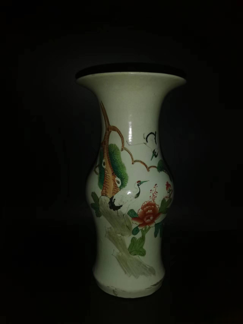 古玩陶瓷民國(guó)至解放初期粉彩松鶴圖花觚拍賣,當(dāng)前價(jià)格400元