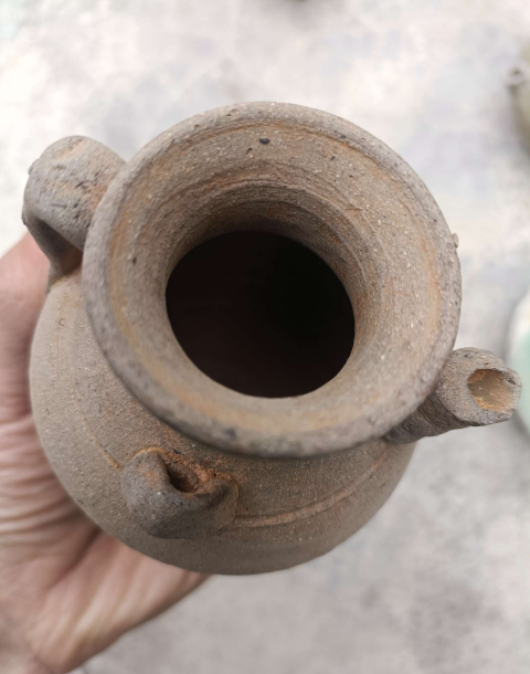 古玩陶瓷醬釉醬釉執(zhí)壺拍賣，當前價格300元