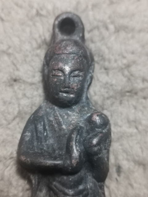 古玩雜項清代，麻姑獻(xiàn)壽，人物銅像掛件拍賣，當(dāng)前價格3333元