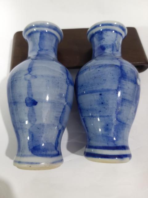 古玩陶瓷出口創匯期青花瓶拍賣，當前價格288元