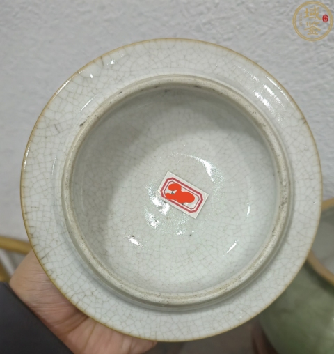 古玩陶瓷哥綠釉寶珠扭蓋罐拍賣，當前價格30000元