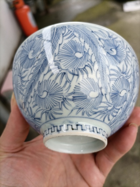 古玩陶瓷日本明治花卉紋青花碗拍賣，當(dāng)前價(jià)格200元