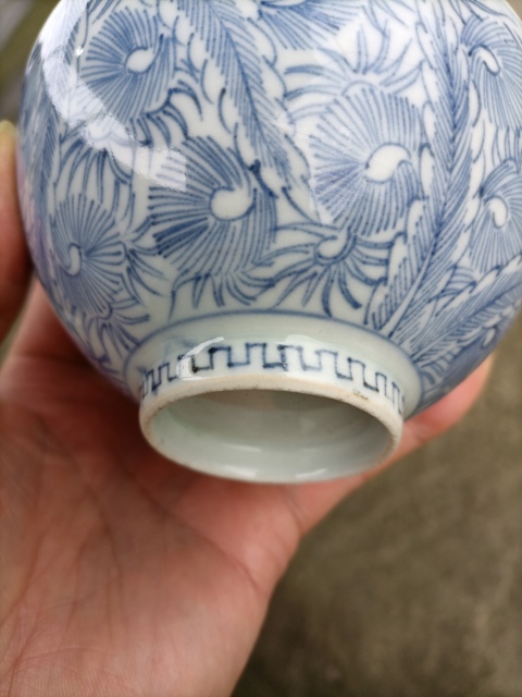 古玩陶瓷日本明治花卉紋青花碗拍賣，當(dāng)前價(jià)格200元