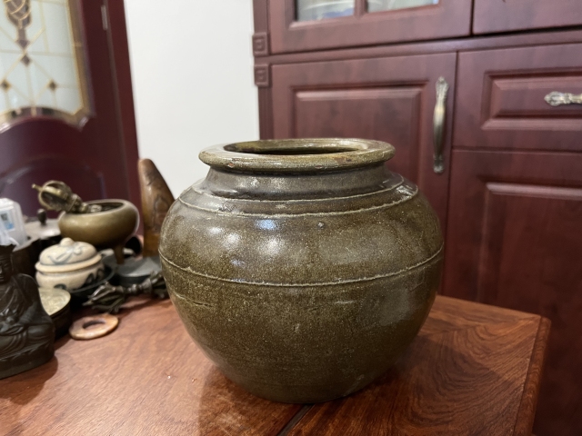 古玩陶瓷清代褐釉罐拍賣,當前價格299元