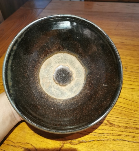 古玩陶瓷元代?磁州窯褐釉窯變碗拍賣，當(dāng)前價(jià)格444元