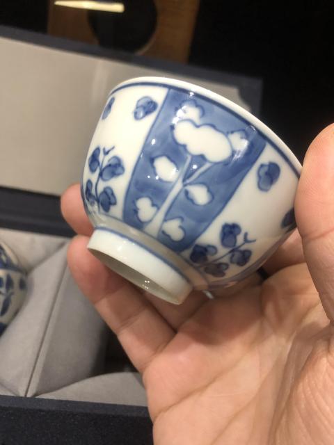 古玩陶瓷(新年放漏中)清-康熙-青花留白-花卉紋主人杯一對拍賣,當前價格1584元