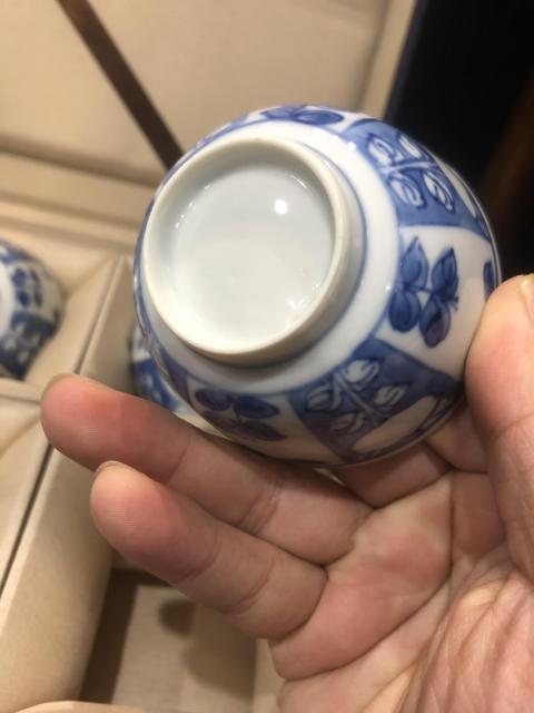 古玩陶瓷(新年放漏中)清-康熙-青花留白-花卉紋主人杯一組拍賣,當前價格3456元
