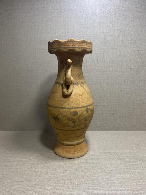 古玩陶瓷元代玉溪窯盤口瓶拍賣,當前價格9998元