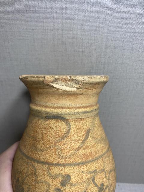 古玩陶瓷元代玉溪窯盤口瓶拍賣,當前價格9998元