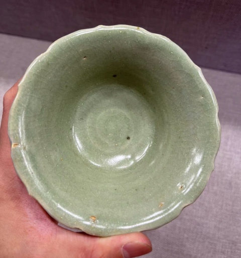 古玩陶瓷明龍泉青釉刻花口高足杯拍賣，當(dāng)前價(jià)格8800元