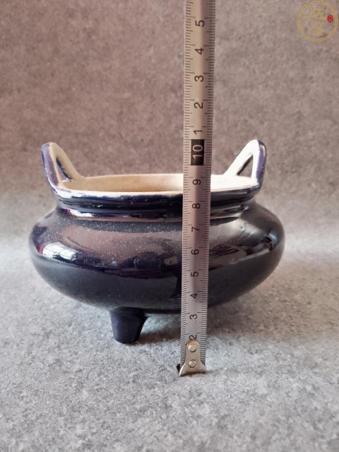 古玩陶瓷霽藍釉橋耳三足爐拍賣,當前價格2600元